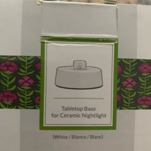 Table top scentsy addition to plug in